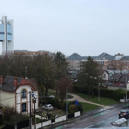 Secteur Hopital Universites Et Centre Sportif Saint-André-les-Vergers Zewnętrze zdjęcie