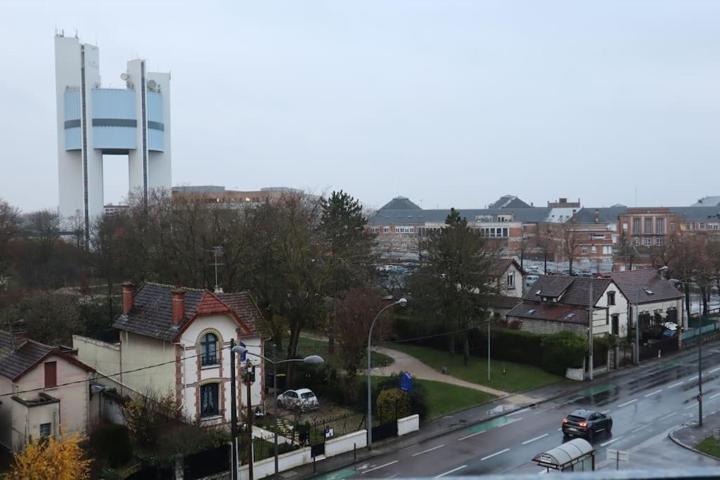 Secteur Hopital Universites Et Centre Sportif Saint-André-les-Vergers Zewnętrze zdjęcie